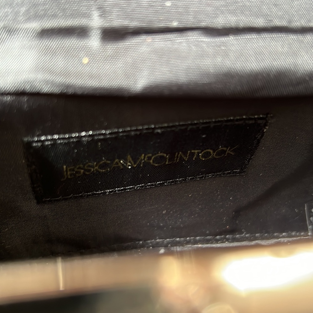 Chained clutch - Picture 6 of 8
